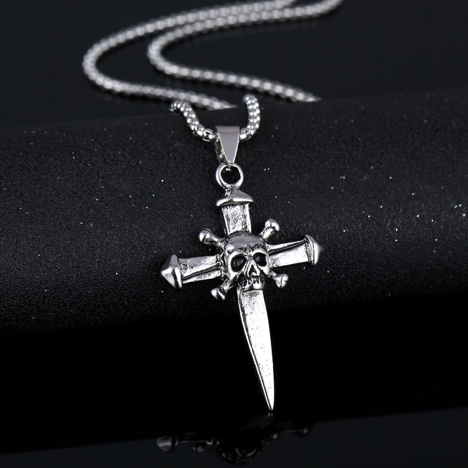 Wholesale  necklace men's Joker cross sweater chain net red new fashion accessories titanium steel necklace